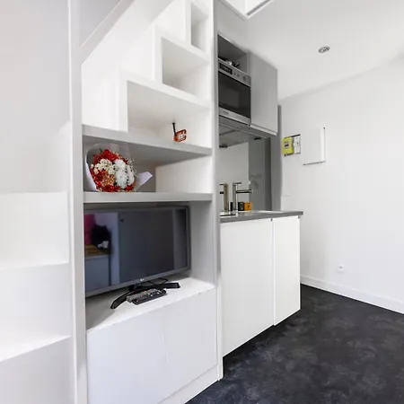 Amazing 2p - Place Saint Georges/ Martyrs Appartement